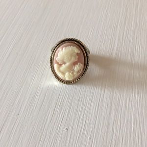 Cameo Ring